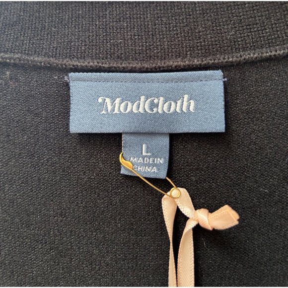 ModCloth Charter School Buttoned Sweater Dress in Black Size Large - Picture 3 of 10